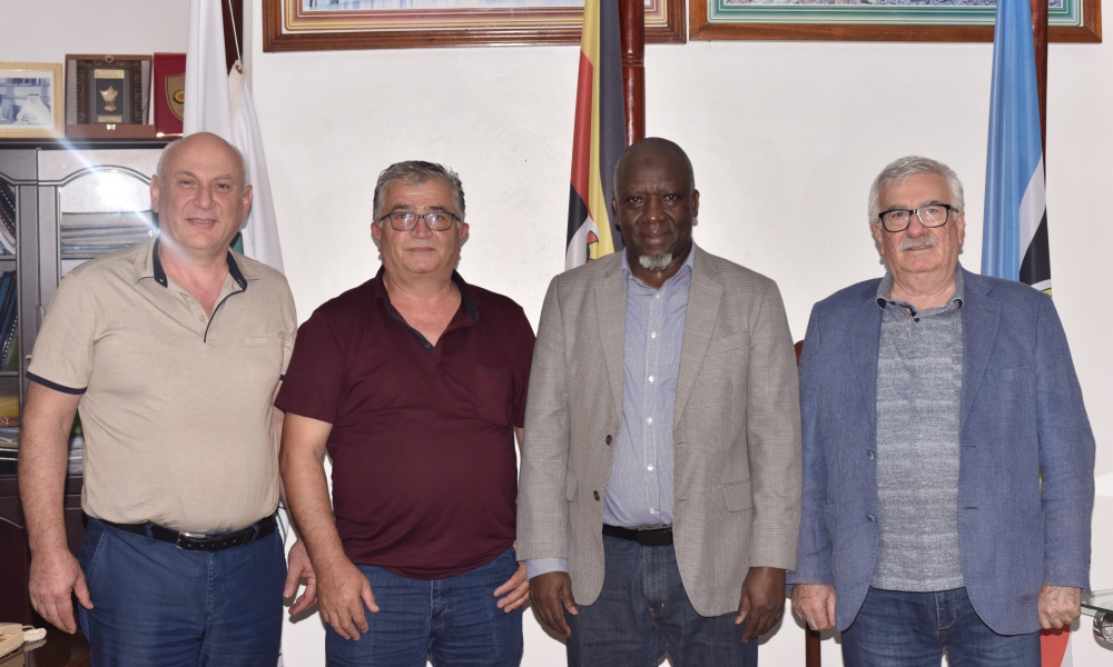 iuiu -hosts-the-president-of-the-giader-entrepreneurial-business-assoc
