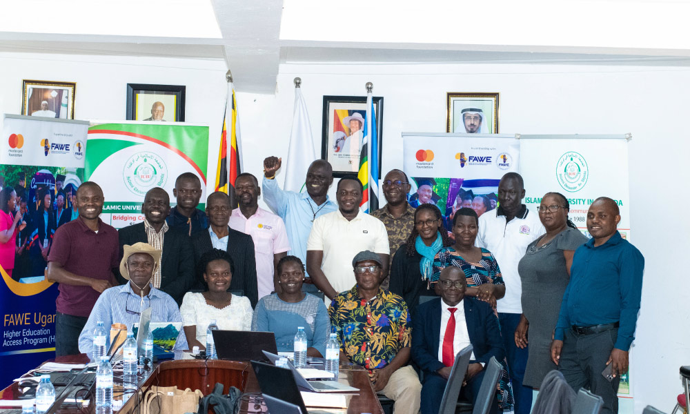 iuiu-hosts-fawe-zimbabwe-delegation-for-benchmarking-visit