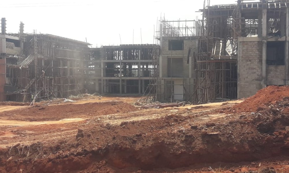 rector-inspects-the-construction-site-of-the-new-faculty-of-engineering-and-technology-at-iuiu